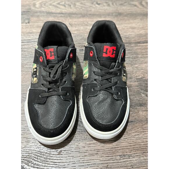 DC Manteca 4 Youth Skate Shoes – Size 1 – Black Camo Red | Great Condition - Picture 1 of 5
